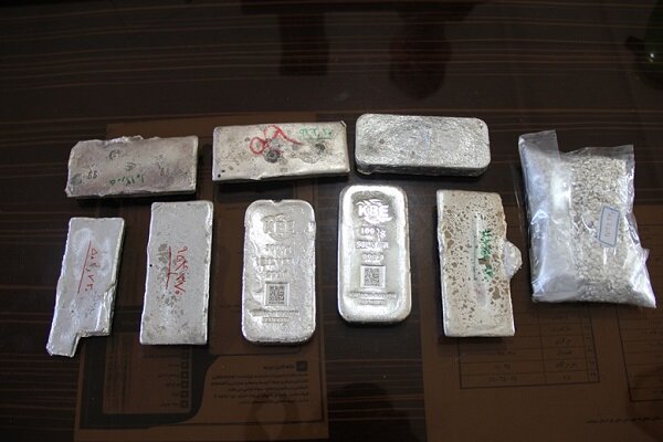 رکوردشکنی قیمت نقره، قاچاق را به جادههای هنگکنگ کشاند|سربیل رکوردشکنی قیمت نقره، قاچاق را به جادههای هنگکنگ کشاند|سربیل